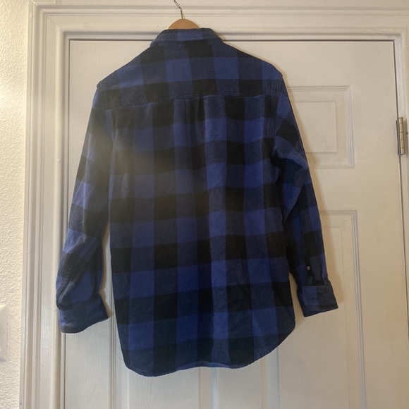 Field and Stream Flannel - Picture 2 of 4
